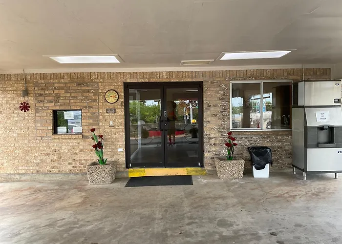 Glen Rose Inn&Suites